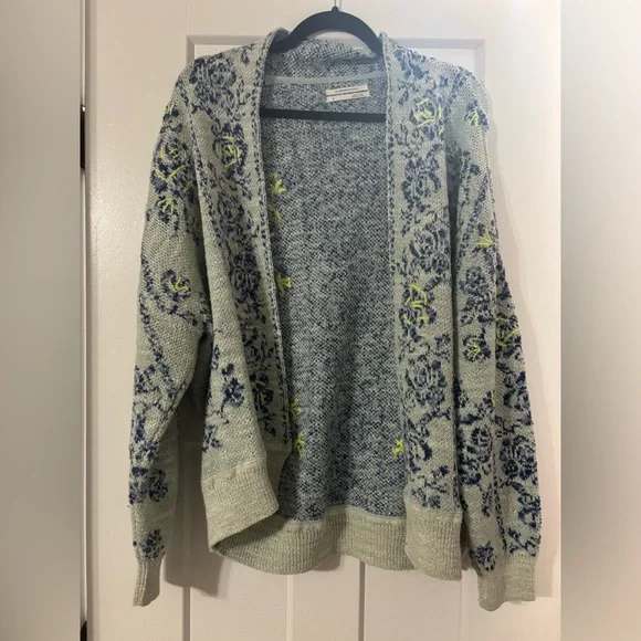 Anthropologie Blue and Green Patterned cardigan - Picture 3 of 7